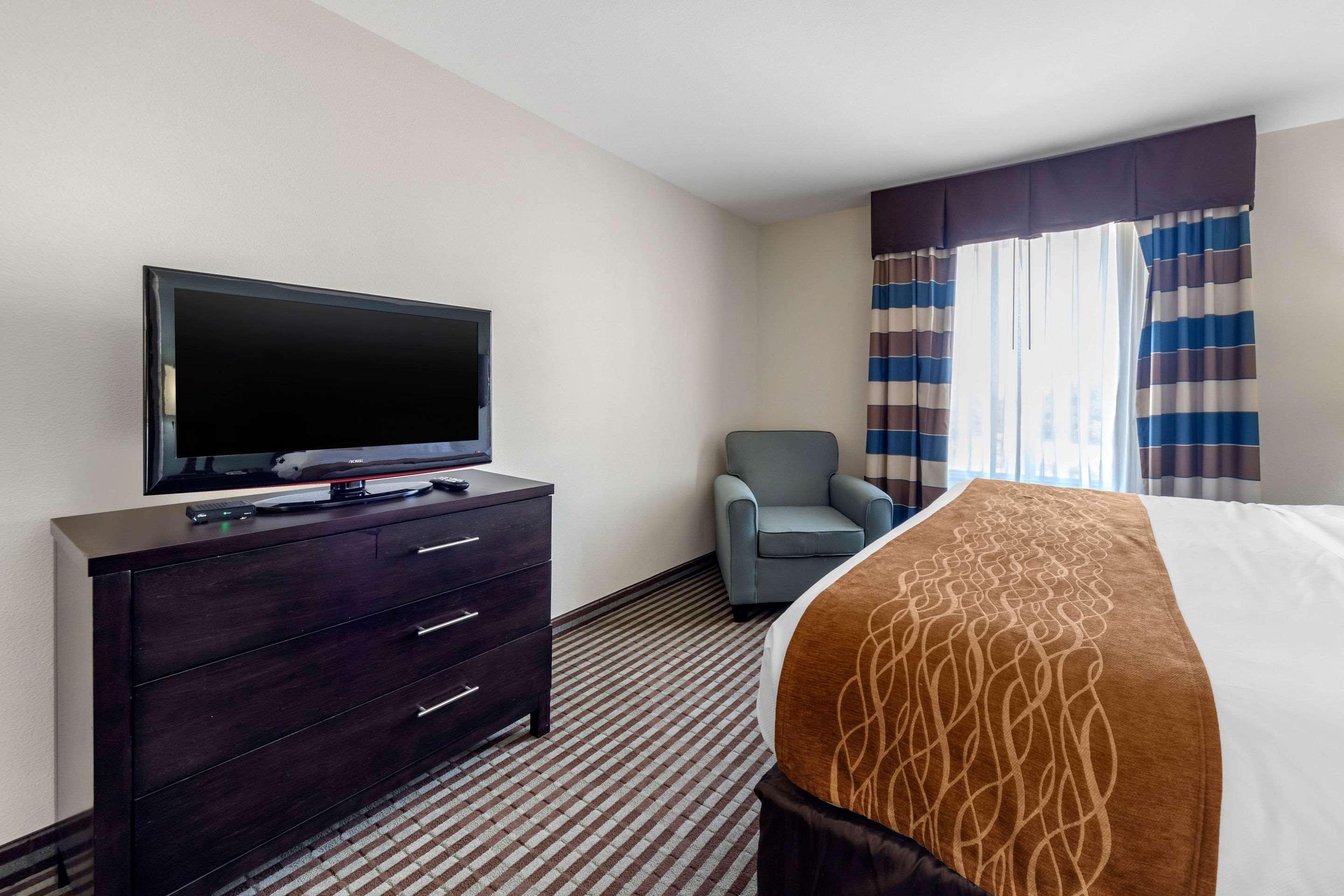 Comfort Inn & Suites Perry I-35 Esterno foto