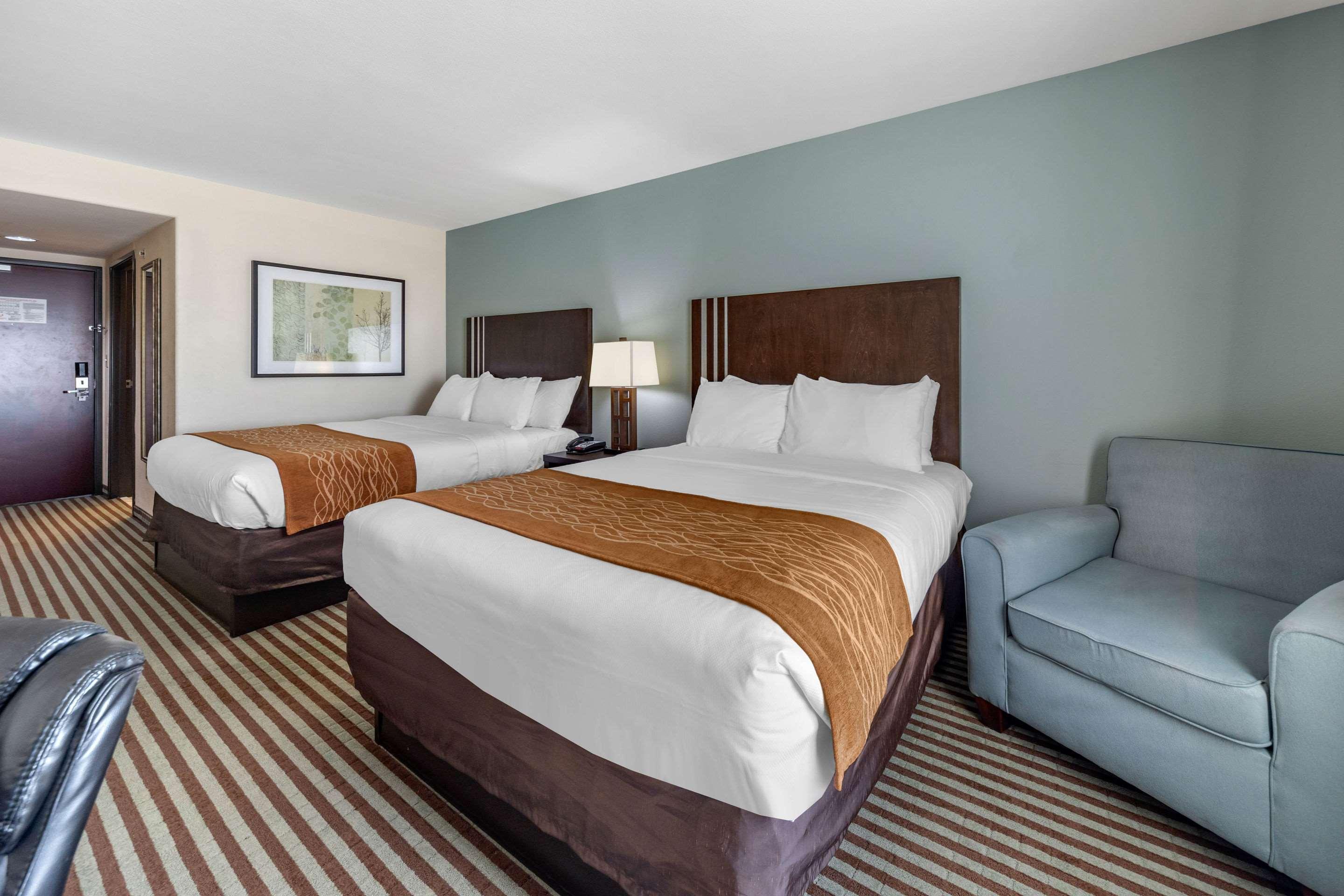 Comfort Inn & Suites Perry I-35 Esterno foto