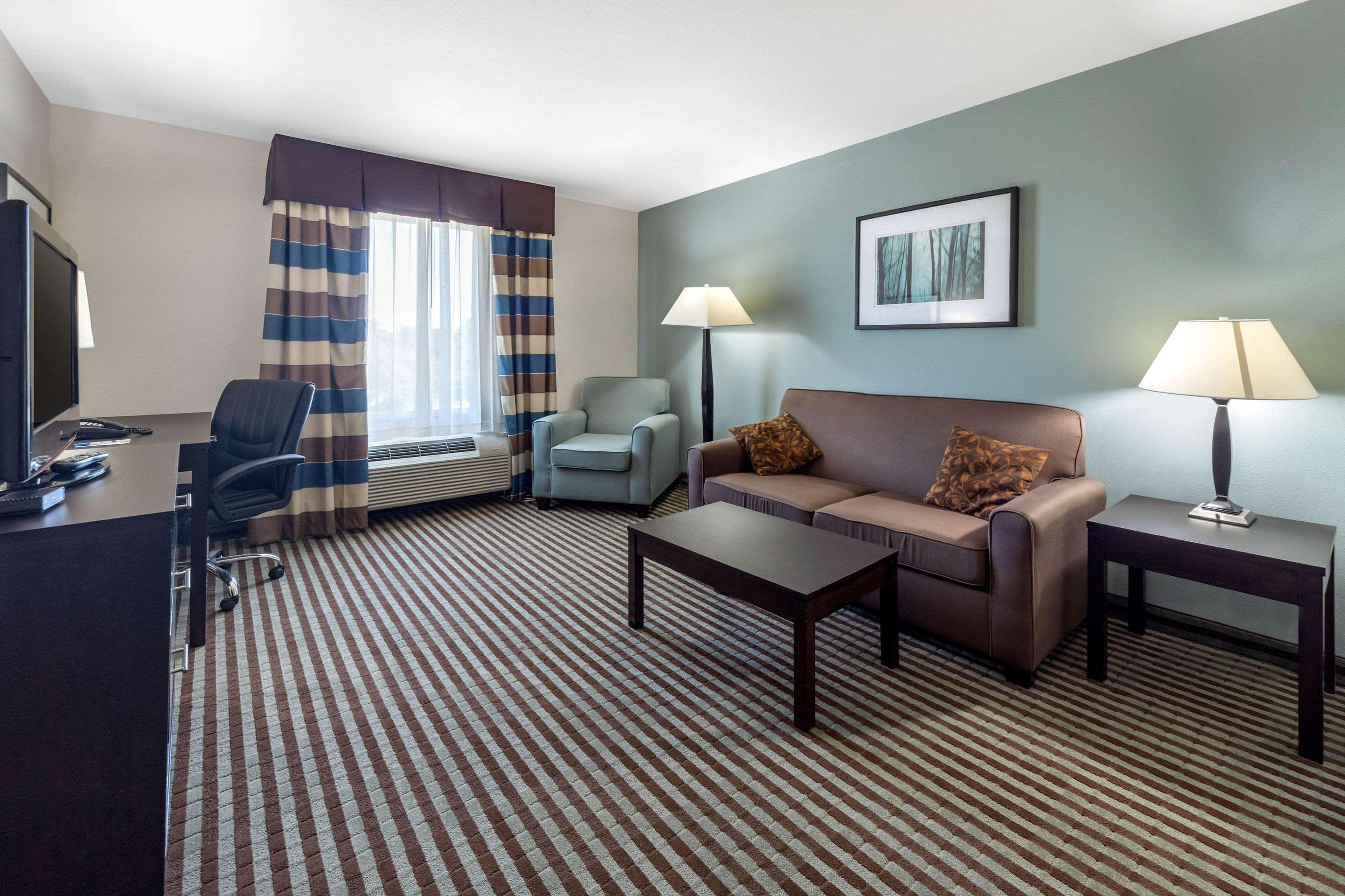 Comfort Inn & Suites Perry I-35 Esterno foto