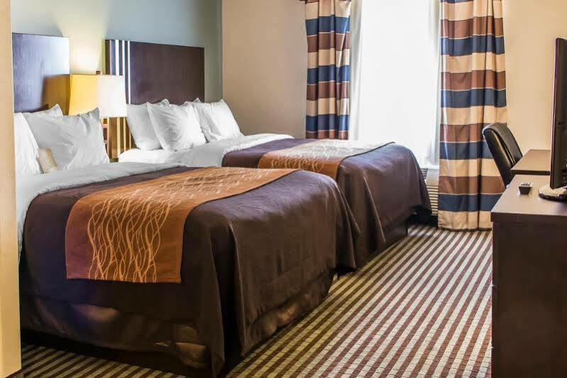 Comfort Inn & Suites Perry I-35 Esterno foto